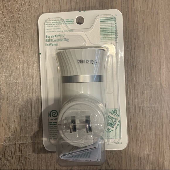 ⭐️ Free with purchase NEW Air Wick scented oil warmer - Picture 2 of 2